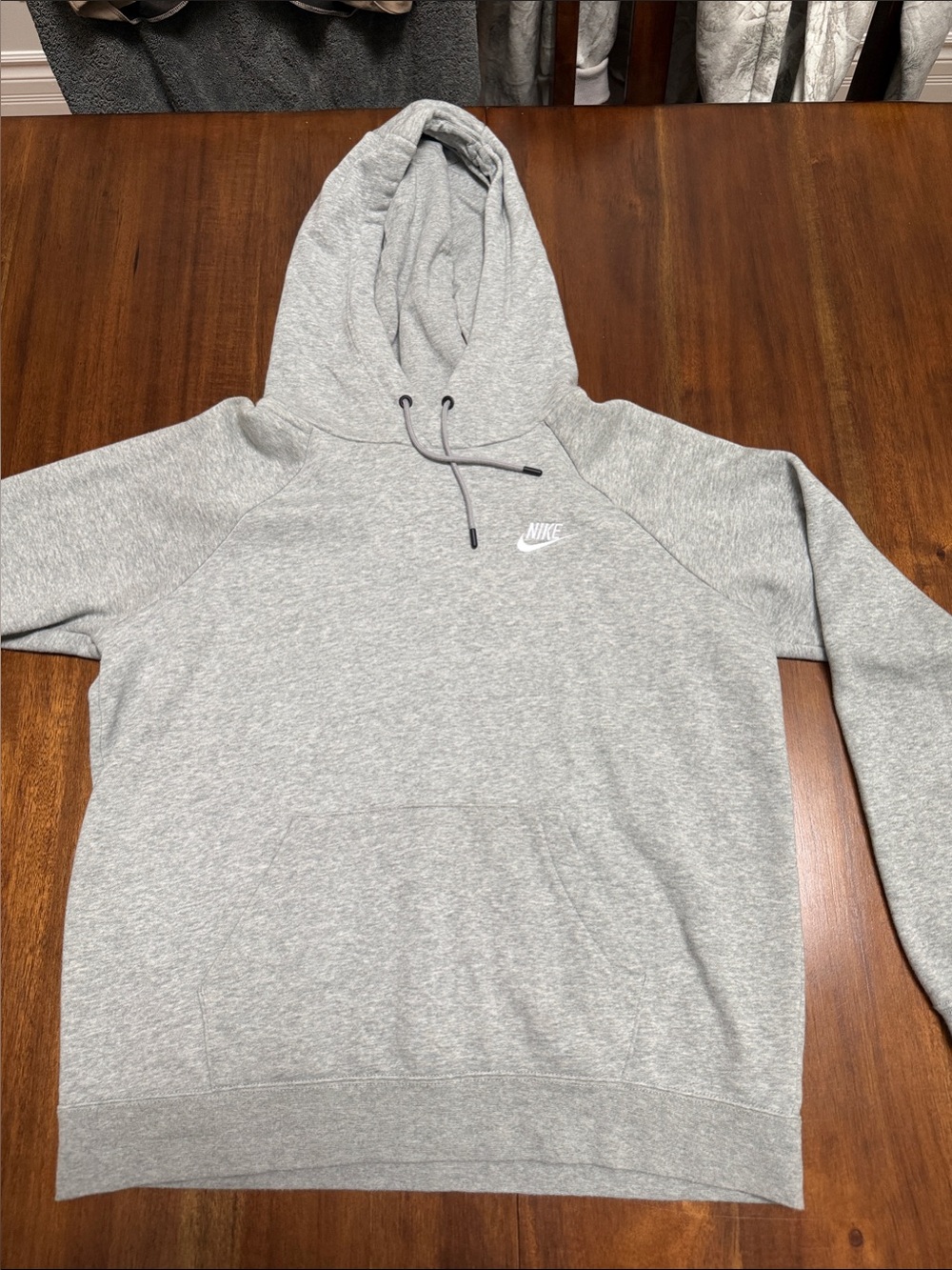 Nike Men's Light Gray Crewneck Hoodie